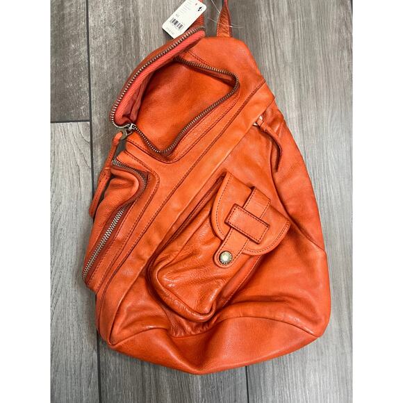 We The Free Free People Sparrow Convertible Sling Bag Cognac One Size Adjustable - Picture 3 of 4